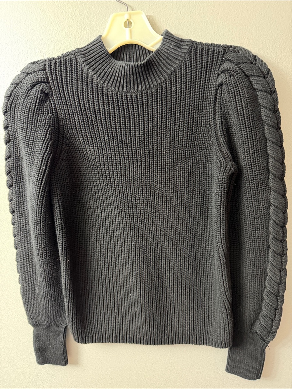 525 Black Knit women’s thick woven crewneck sweater  - Size S